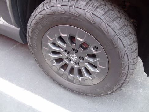 Used 2026 Honda Passport TrailSport image 12
