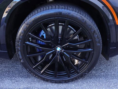 Used 2022 BMW X5 xDrive40i w/ M Sport Package image 43