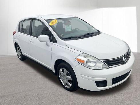 Used 2010 Nissan Versa 1.8 S image 3