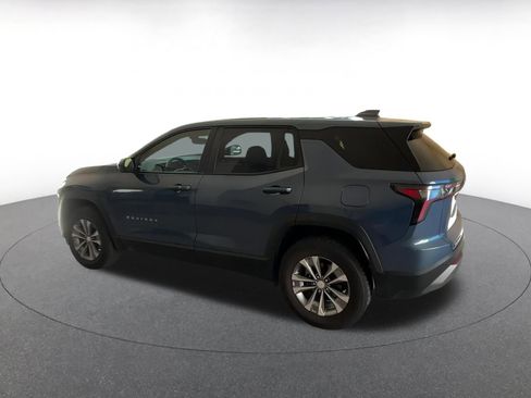 Used 2025 Chevrolet Equinox LT image 10