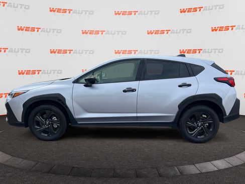 Used 2025 Subaru Crosstrek 2.0i AWD/4WD image 2