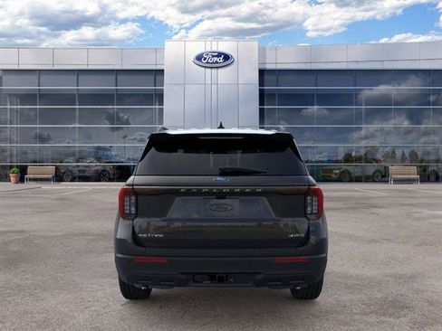New 2026 Ford Explorer Active AWD/4WD image 7