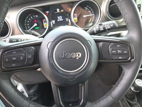 Used 2023 Jeep Wrangler Unlimited w/ Cold Weather Group AWD/4WD image 20