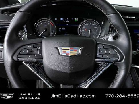 Certified 2024 Cadillac XT6 Sport w/ Technology Package image 10