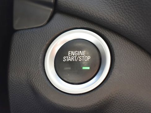 Used 2022 Chevrolet Equinox LT image 27