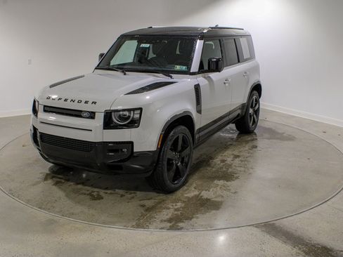New 2026 Land Rover Defender 110 X-Dynamic SE image 1
