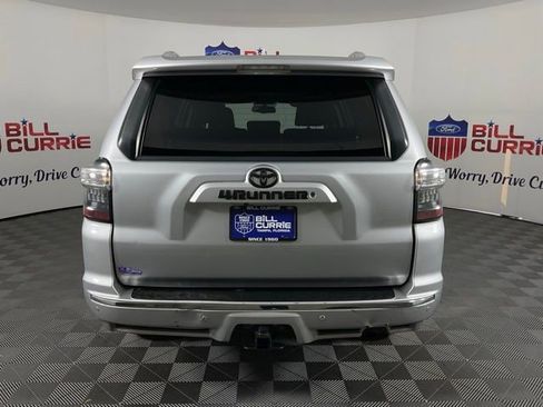 Used 2015 Toyota 4Runner Limited image 4