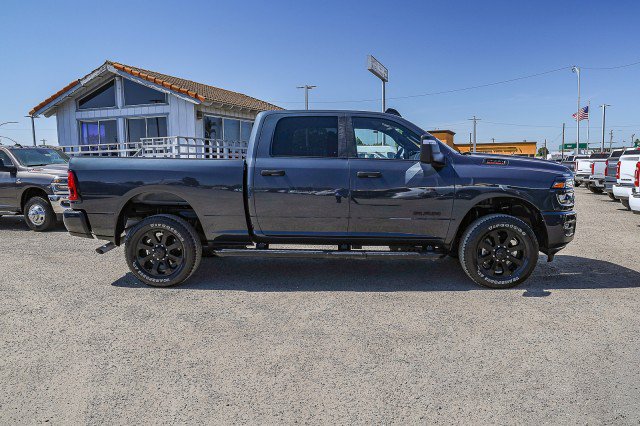 Used 2025 RAM 2500 Big Horn AWD/4WD image 3