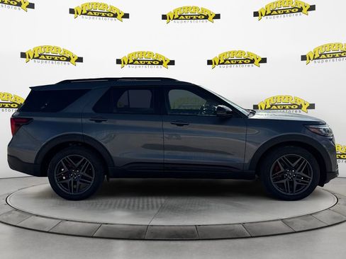 New 2026 Ford Explorer ST w/ Sun And Sound Package image 7