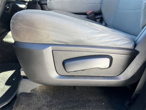 Used 2017 RAM 1500 Express image 11