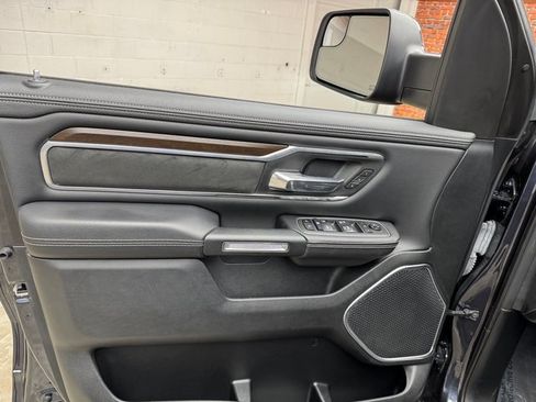 Used 2021 RAM 1500 Laramie image 10