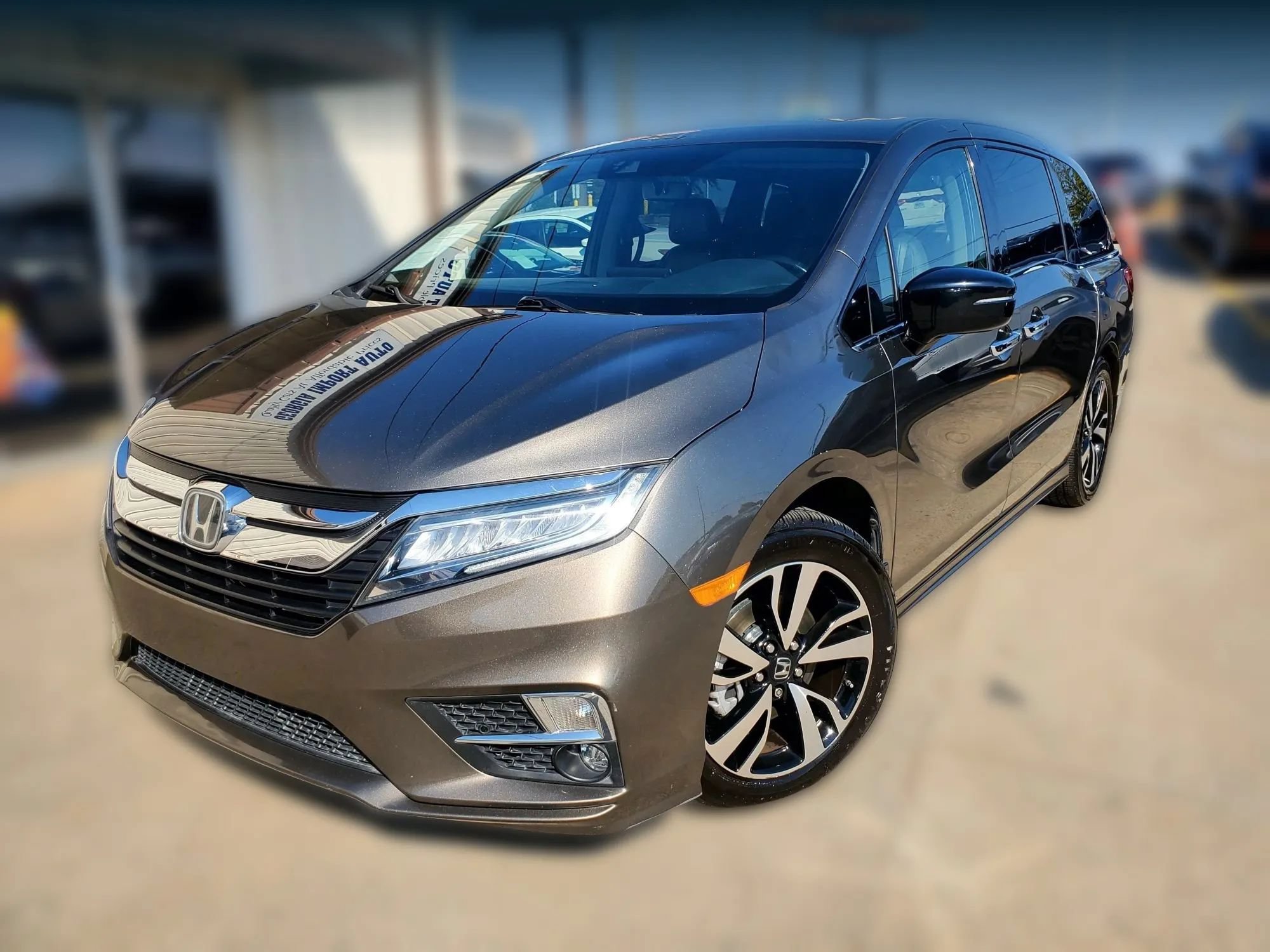 Used 2018 Honda Odyssey Elite image 8