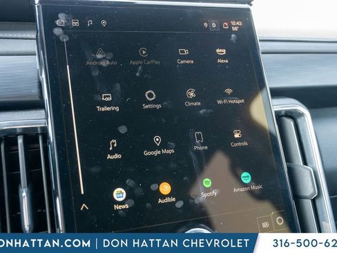 Used 2025 GMC Acadia Elevation image 9