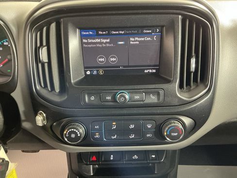 Used 2022 Chevrolet Colorado W/T w/ WT Convenience Package AWD/4WD image 19