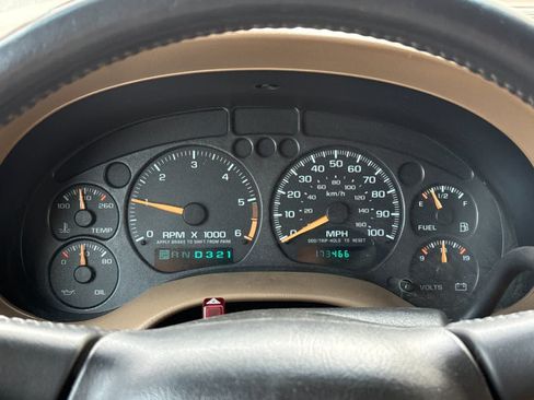 Used 2002 Chevrolet Blazer LS w/ Preferred Equipment Group AWD/4WD image 22