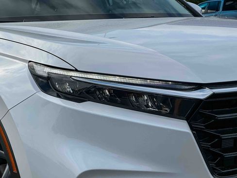 New 2026 Honda CR-V EX image 4