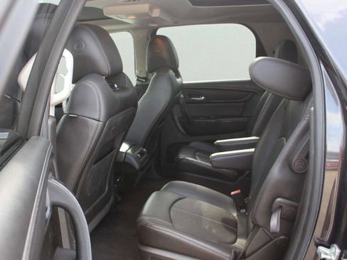 Used 2016 GMC Acadia SLT w/ Open Road Package AWD/4WD image 7