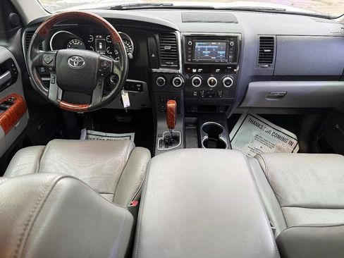 Used 2019 Toyota Sequoia Platinum image 14