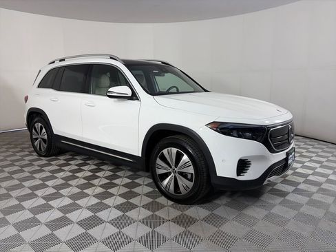 Used 2023 Mercedes-Benz EQB 300 4MATIC image 1