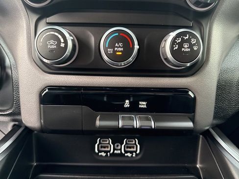 Used 2022 RAM 1500 Big Horn image 40