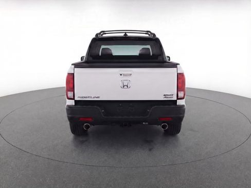Used 2023 Honda Ridgeline Sport image 6