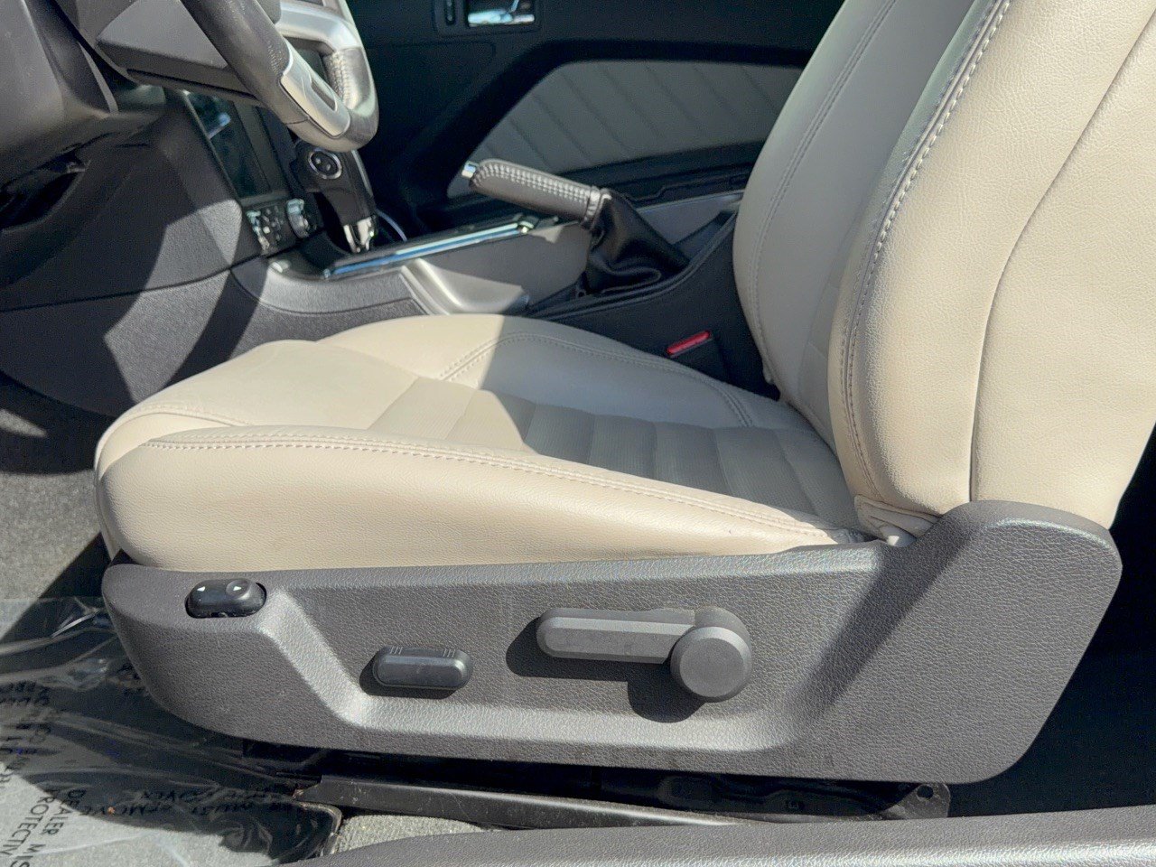 Used 2014 Ford Mustang Premium w/ Equipment Group 202A RWD image 16