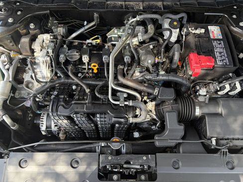 Used 2026 Nissan Altima 2.5 SV FWD image 32