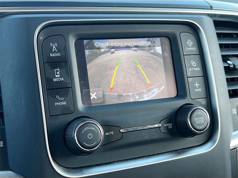 Used 2022 RAM 1500 Classic SLT image 13