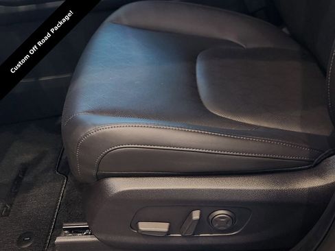 New 2026 Kia Carnival SX w/ SX Dark Edition Package FWD image 18