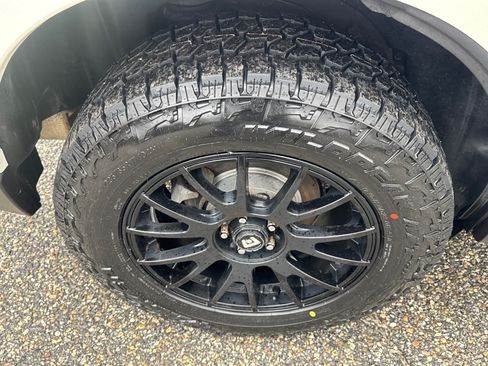 Used 2018 Subaru Forester 2.0XT Touring AWD/4WD image 6