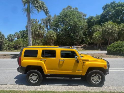 Used 2006 HUMMER H3 AWD/4WD image 6