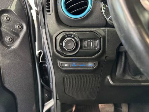 Used 2021 Jeep Wrangler Unlimited Rubicon 4xe image 27