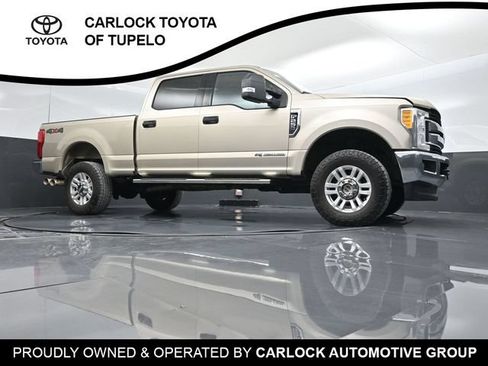 Used 2017 Ford F250 XLT w/ XLT Value Package AWD/4WD image 40