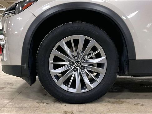 Used 2024 MAZDA CX-90 3.3 Turbo w/ Preferred Plus image 9