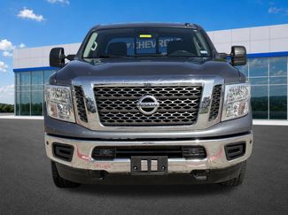 Used 2018 Nissan Titan SV w/ SV Convenience Package AWD/4WD video 2