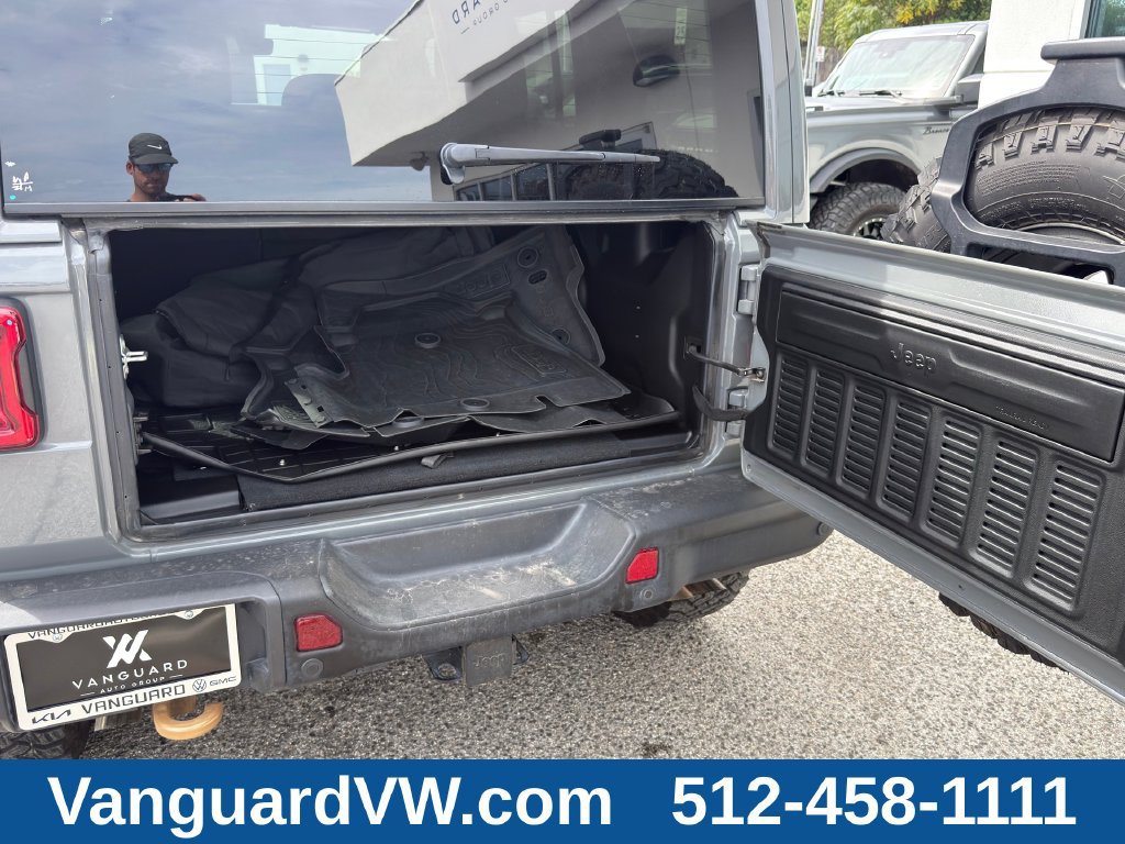Used 2023 Jeep Wrangler Unlimited Rubicon 392 w/ Dual Top Group AWD/4WD image 15