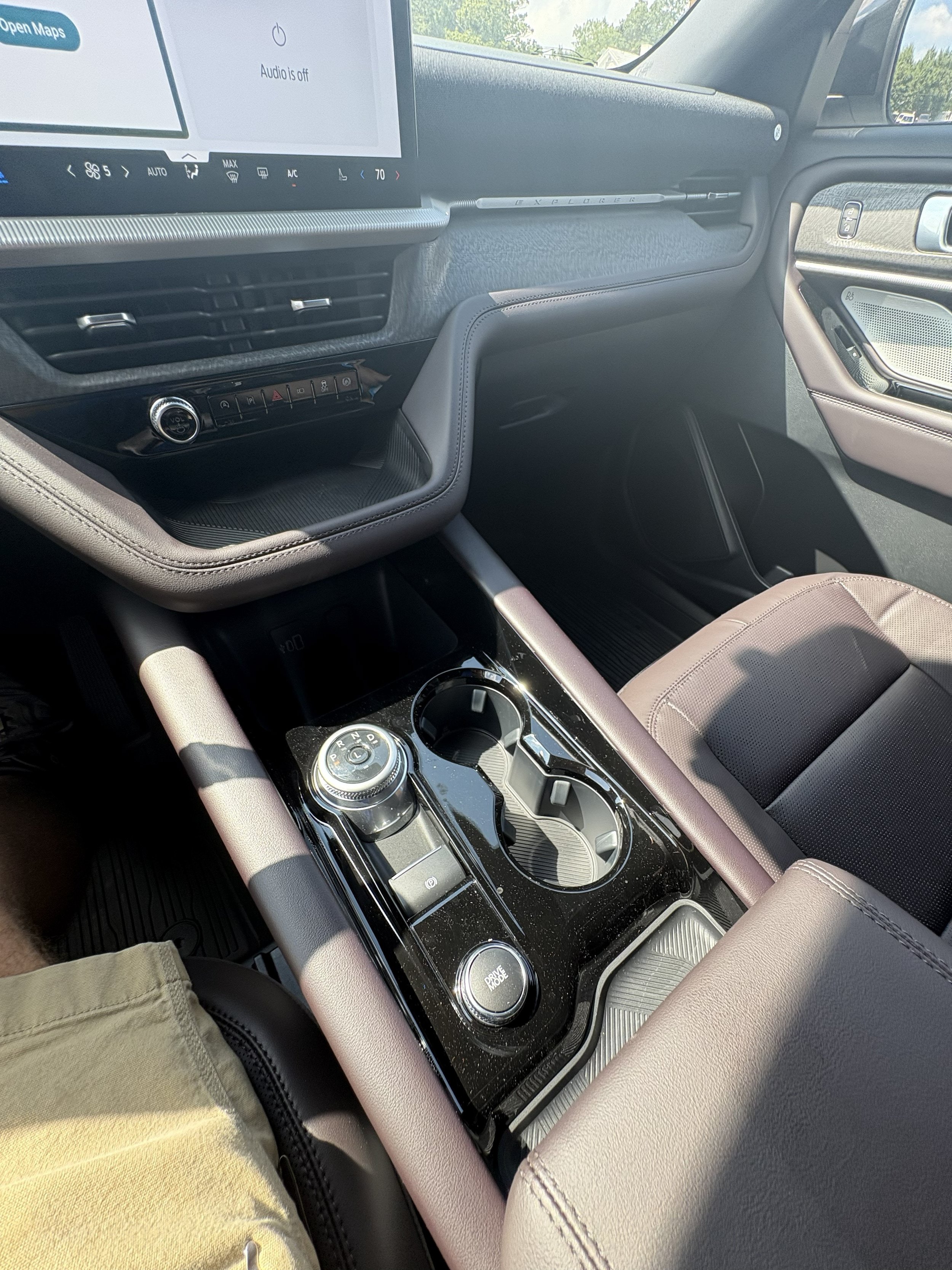 New 2026 Ford Explorer Platinum RWD image 18