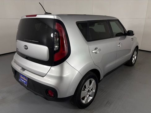 Used 2019 Kia Soul FWD image 8