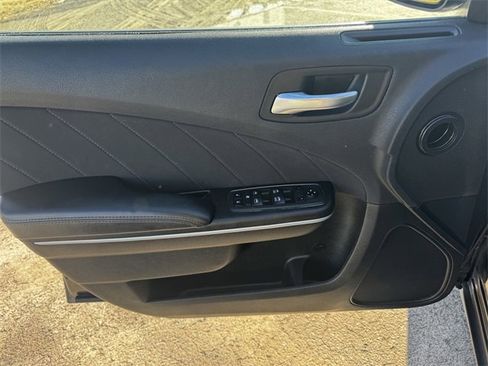 Certified 2022 Dodge Charger SXT w/ Cold Weather Package image 19