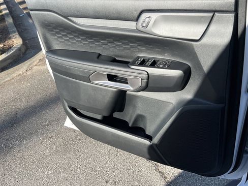 New 2025 Ford Ranger XLT w/ Convenience Package image 15