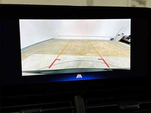 Used 2024 Chevrolet Trax ACTIV w/ Driver Confidence Package image 14