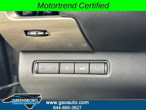 Used 2023 Nissan Pathfinder Platinum AWD/4WD image 36