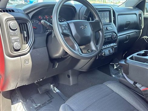 Used 2023 Chevrolet Silverado 1500 Custom Trail Boss w/ LPO, Dark Essentials Package image 17