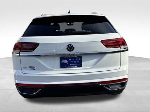 Used 2020 Volkswagen Atlas Cross Sport SE image 4