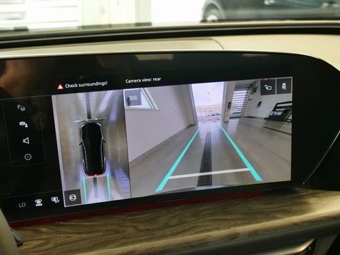 New 2025 Audi Q5 Prestige image 21