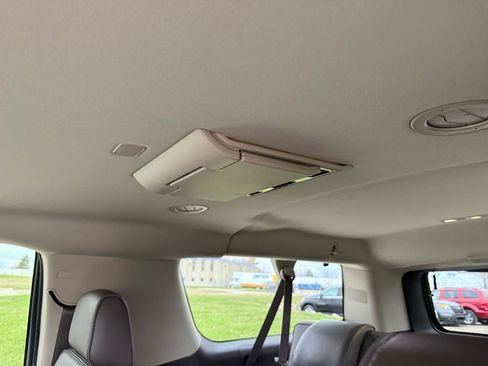 Used 2016 GMC Yukon XL Denali w/ Open Road Package AWD/4WD image 18