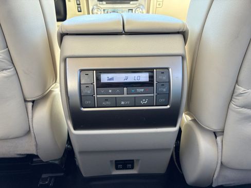 Used 2021 Lexus GX 460 Premium w/ Premium Package AWD/4WD image 31