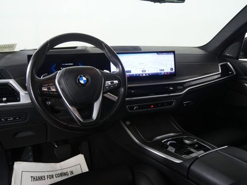 Used 2024 BMW X5 sDrive40i w/ Premium Package RWD image 17