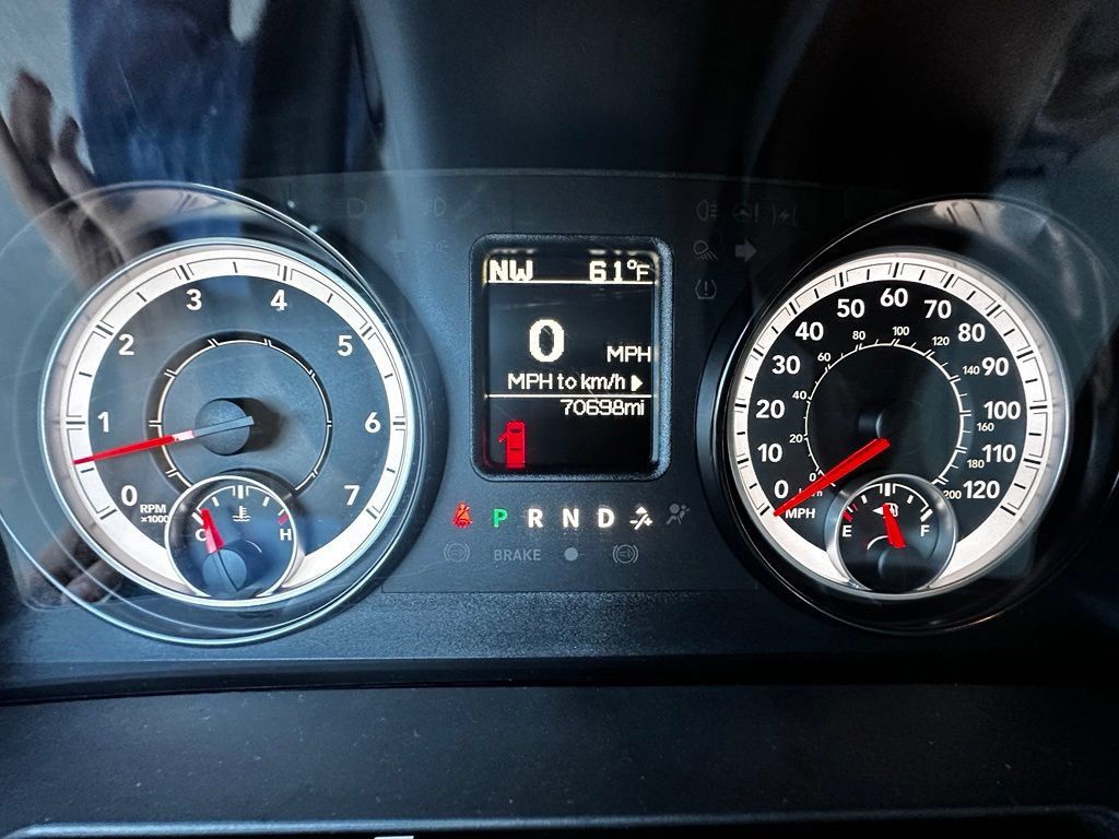 Used 2019 RAM 1500 Classic SLT AWD/4WD image 24