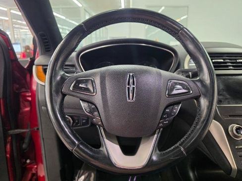 Used 2017 Lincoln MKC Reserve w/ Lincoln MKC Climate Package AWD/4WD image 16